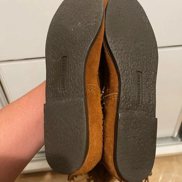 Minnetonka Boots Womens 6 3 Tier Fringe Moccasin Tall Boot Brown Suede leather - Picture 5 of 7